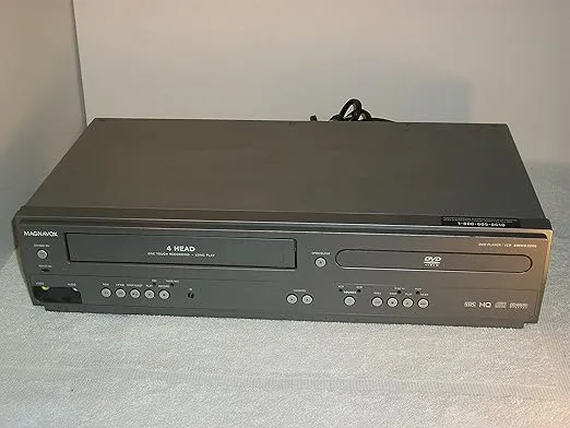 Magnavox MWD2206 DVD/VCR Combination Player (Renewed)