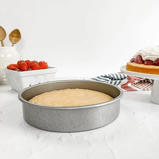 USA Pan Bakeware Round Cake Pan, 9 inch, Nonstick & Quick Release Coating, 9-Inch,Aluminized Steel