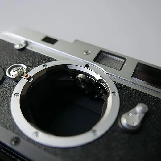 Leica MP 0.72 Silver Compact 35mm Rangefinder Camera Body with 0.72x Viewfinder Magnification